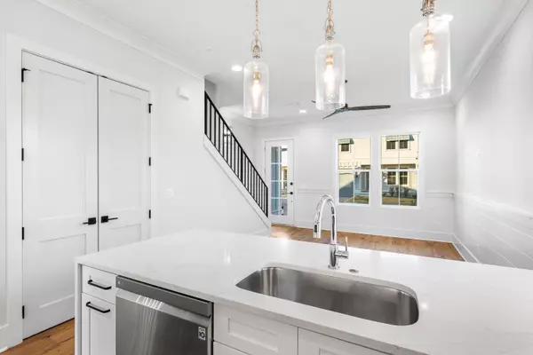 Santa Rosa Beach, FL 32459,520 S County Hwy 393 #19B