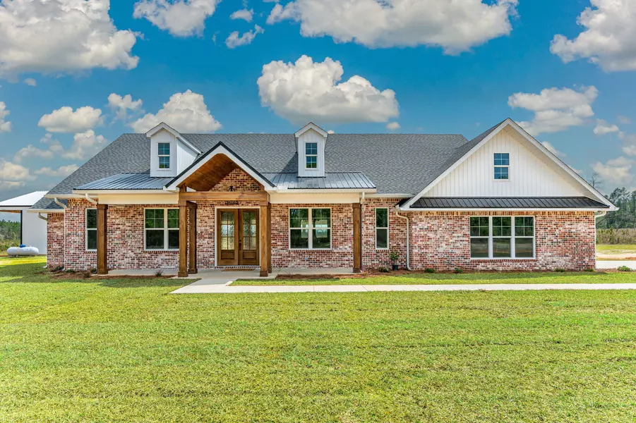 5800 Block Pineforest Drive, Crestview, FL 32539