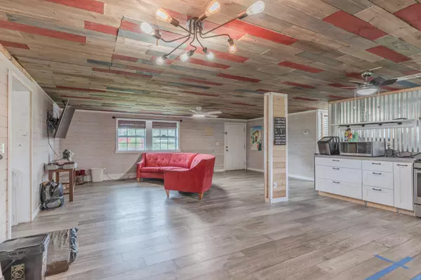 Panama City, FL 32404,8307 Cluster Road