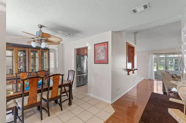 Navarre, FL 32566,6910 Calle De Caballero