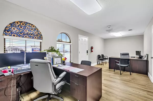 Destin, FL 32541,415 Mountain Drive #3