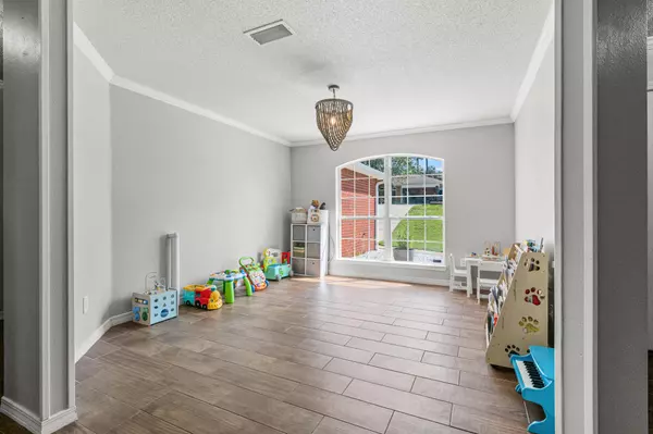 Crestview, FL 32536,1235 Northview Drive