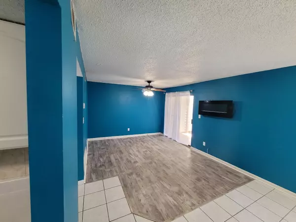 Fort Walton Beach, FL 32548,308 SW Miracle Strip Parkway  #UNIT 17B