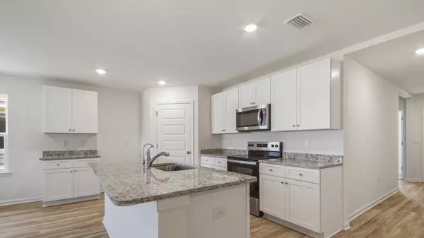 Freeport, FL 32439,203 W Gray Owl Drive