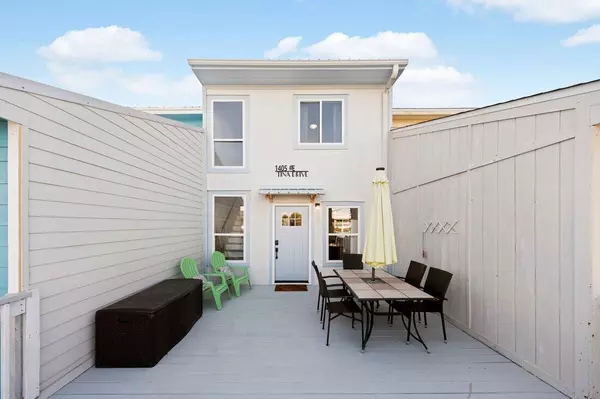 1405 Tina Drive #E, Navarre, FL 32566