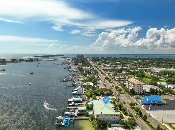 Destin, FL 32541,602 Harbor Boulevard #UNIT 103