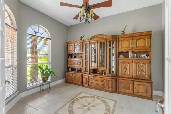 Navarre, FL 32566,1963 Alfred Boulevard