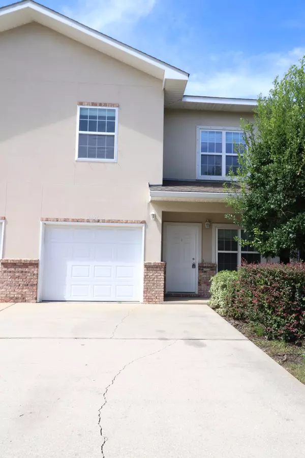 1504 Bentley Circle, Fort Walton Beach, FL 32547