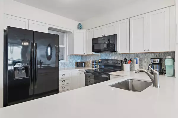 Destin, FL 32541,480 Gulf Shore Drive  #205