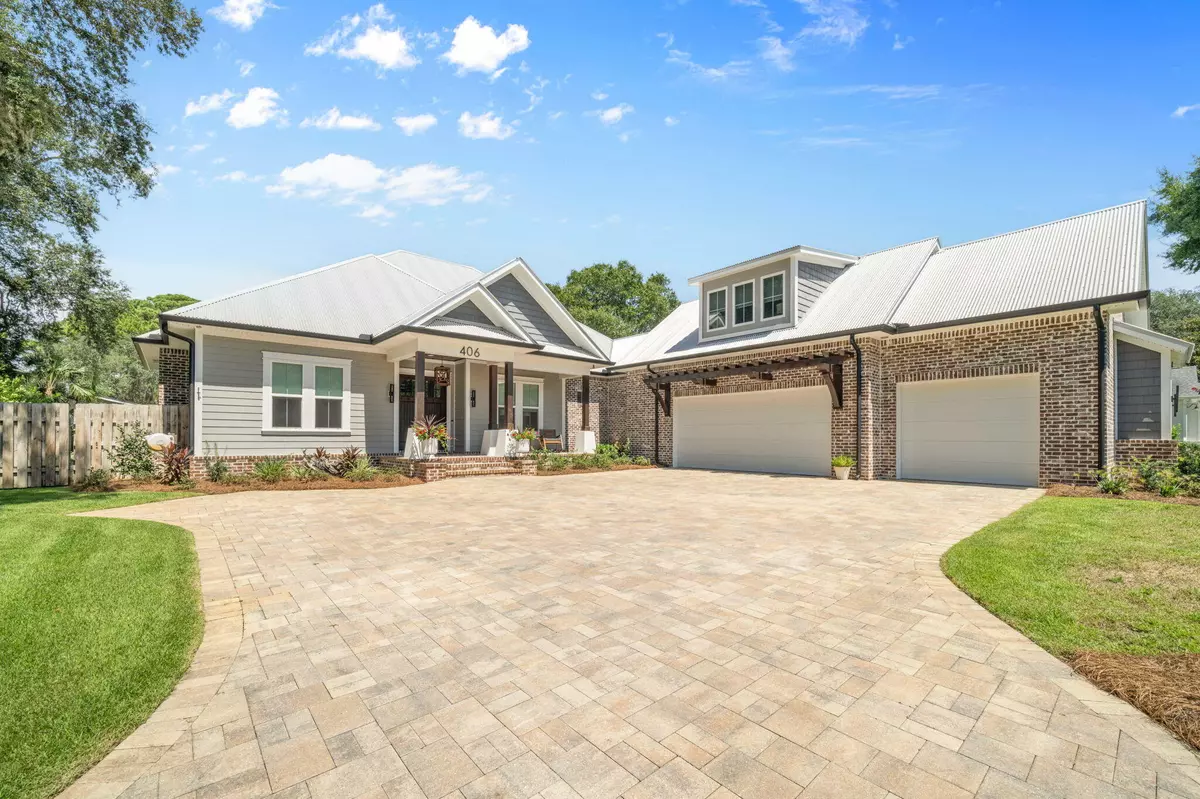 Destin, FL 32541,406 Bay Oaks Court