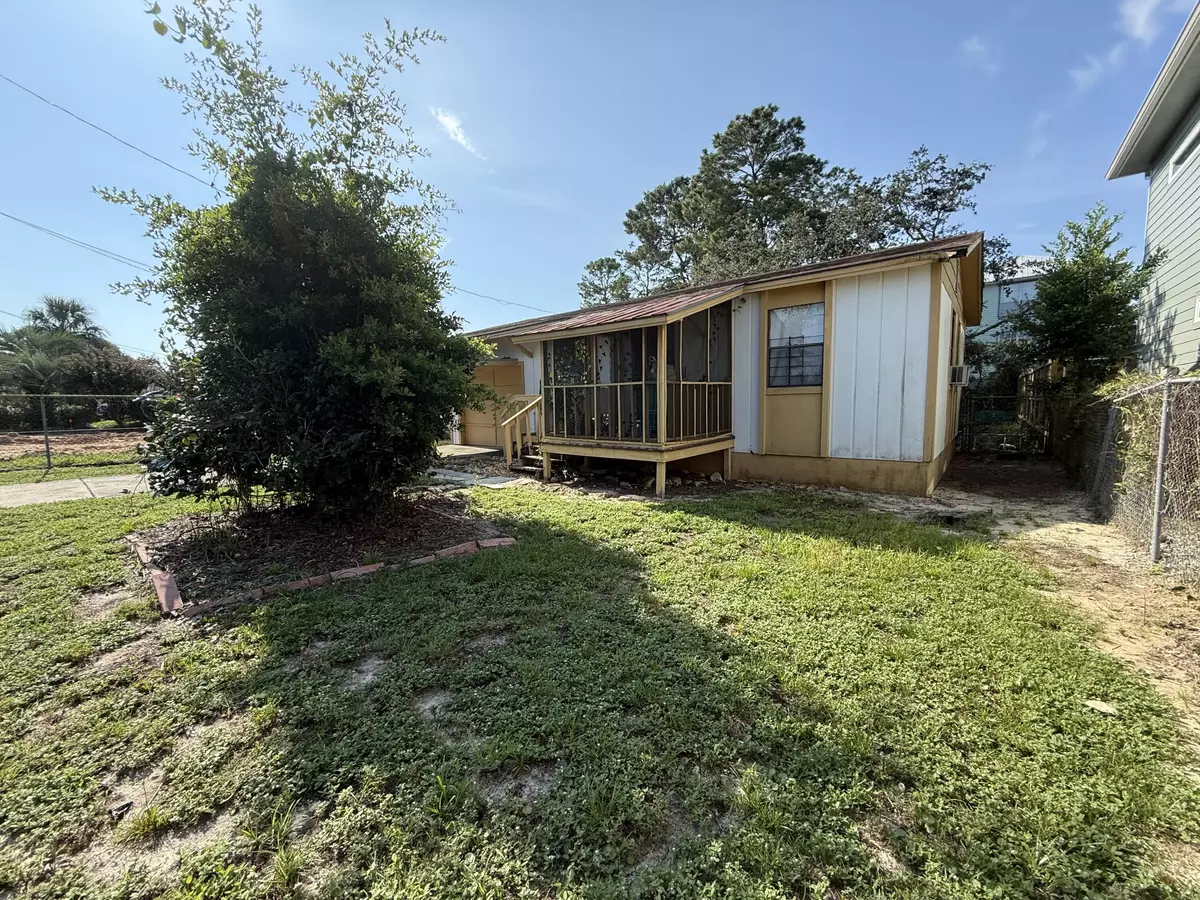 Panama City Beach, FL 32413,21605 Marlin Avenue
