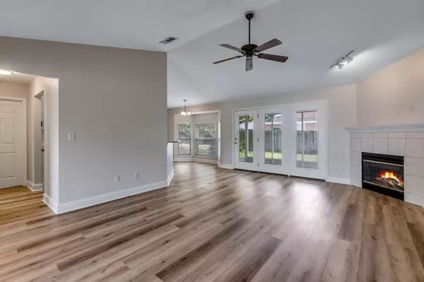 Destin, FL 32541,4030 Broken Arrow Court