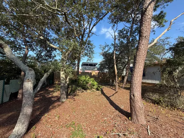 Panama City Beach, FL 32413,21605 Marlin Avenue