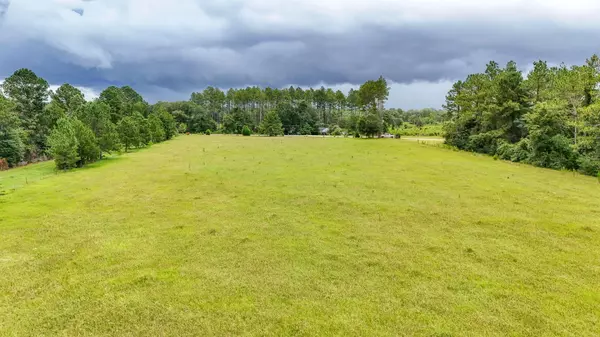 Defuniak Springs, FL 32433,000 Co Hwy 1084