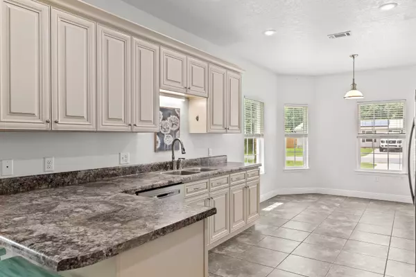 Crestview, FL 32539,2920 Patch Avenue