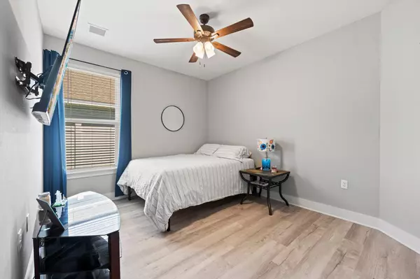 Niceville, FL 32578,77 Magnolia Street