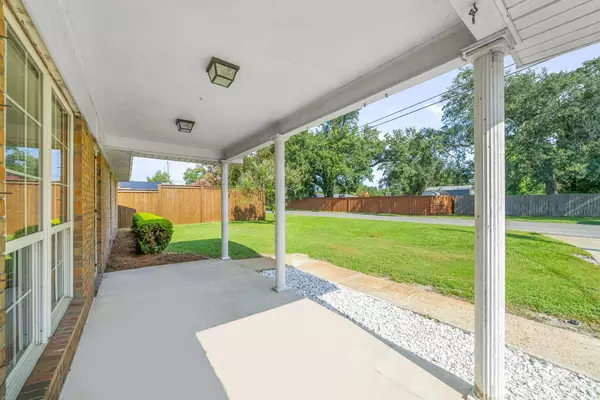 Panama City, FL 32404,5916 Lake Drive