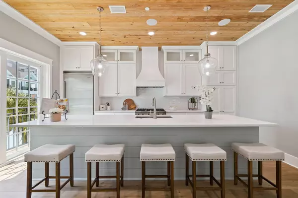 Destin, FL 32541,418 Henderson Cottage Way