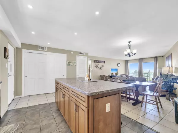 Fort Walton Beach, FL 32548,909 Santa Rosa Boulevard  #165
