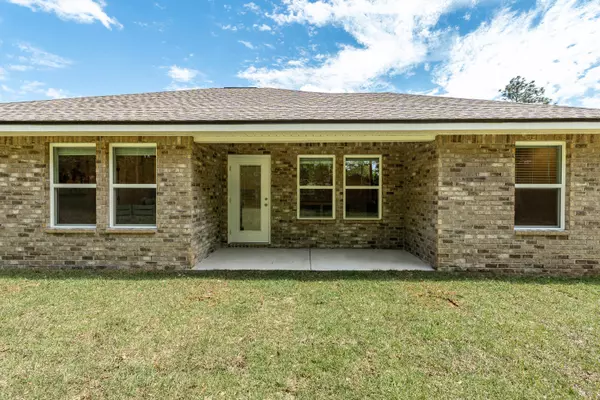 Crestview, FL 32539,6002 Oak Hollow Way
