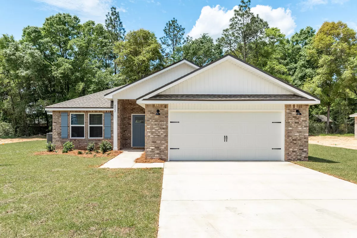 Crestview, FL 32539,6002 Oak Hollow Way
