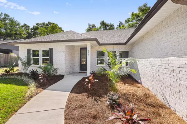 Valparaiso, FL 32580,353 Chicago Avenue