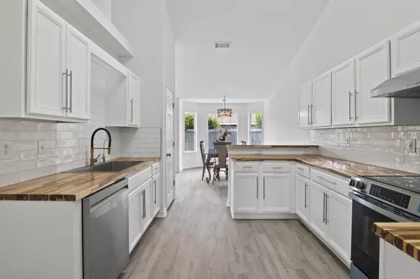 Santa Rosa Beach, FL 32459,151 Beacon Way