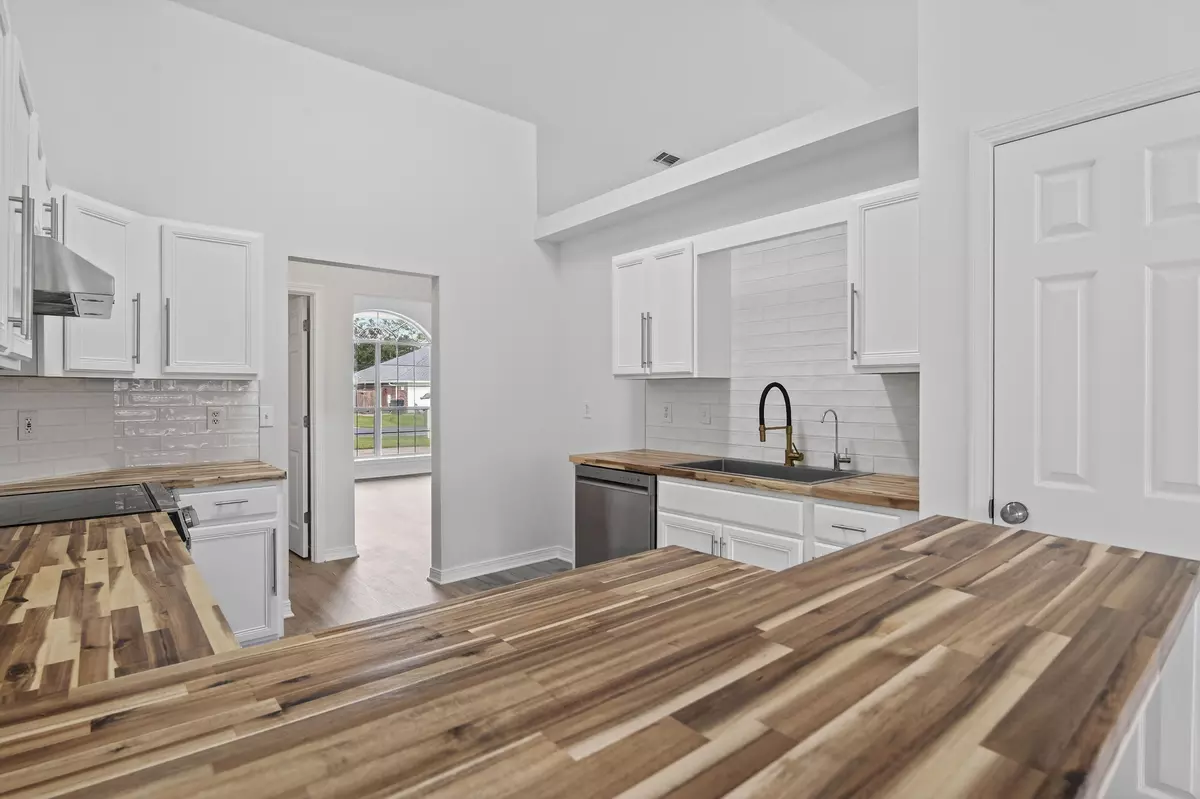 Santa Rosa Beach, FL 32459,151 Beacon Way