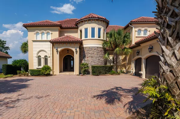 Destin, FL 32541,450 Admiral Court