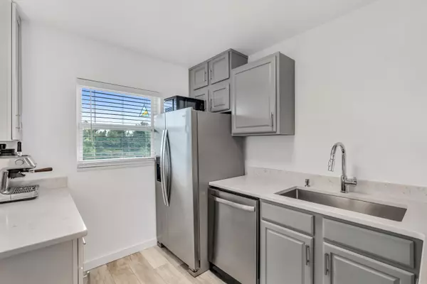 Destin, FL 32541,3857 Indian Trail  #509