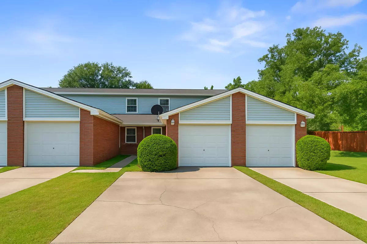 Fort Walton Beach, FL 32547,2402 Winter Park Court