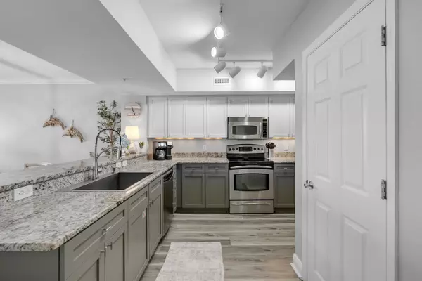 Panama City Beach, FL 32413,14701 Front Beach Road  #2525