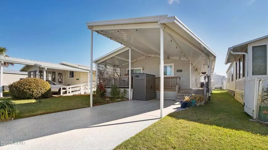 Panama City Beach, FL 32407,1627 Acre Circle