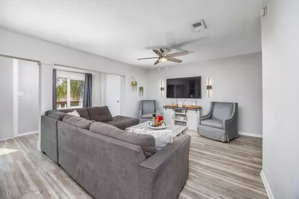 Fort Walton Beach, FL 32548,404 Marshall Court  #3