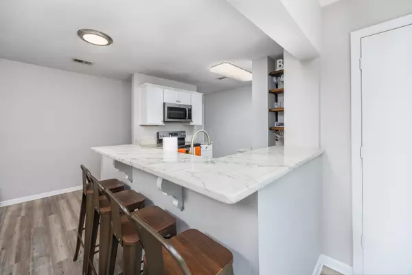 Fort Walton Beach, FL 32548,404 Marshall Court  #3