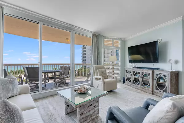 Destin, FL 32541,15200 Emerald Coast Parkway  #407