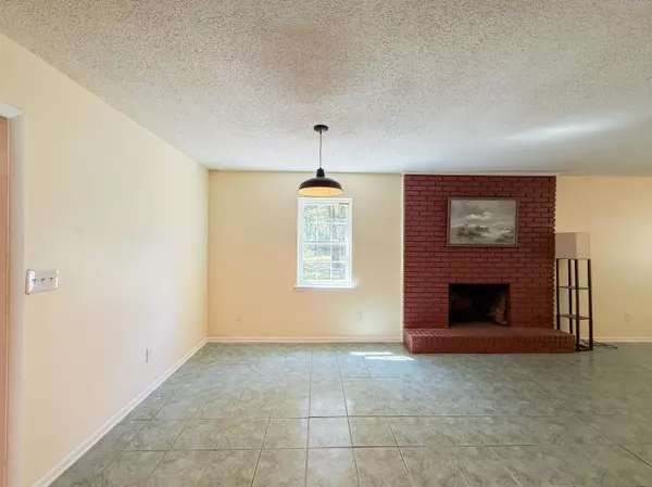 Baker, FL 32531,5703 Old River Road