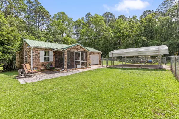 894 Williams Avenue, Crestview, FL 32539