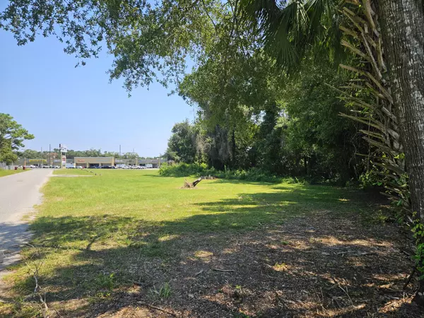 Crestview, FL 32536,.78 Acre N Seventh Avenue