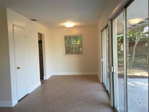 Fort Walton Beach, FL 32548,113 NW Moriarty Street