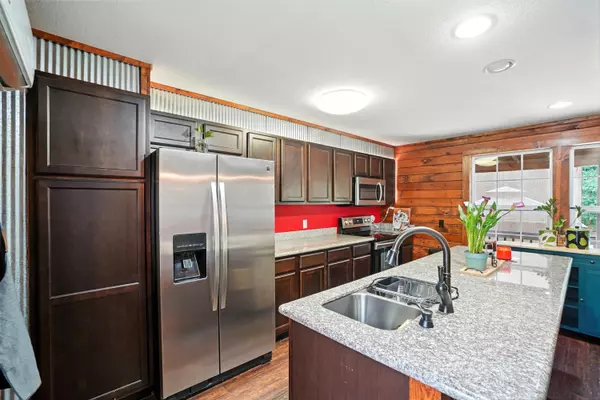 Holt, FL 32564,5029 Bone Creek Road