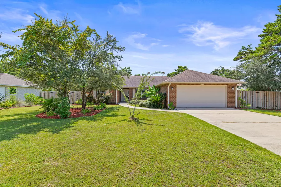 8659 Estrada Street, Navarre, FL 32566