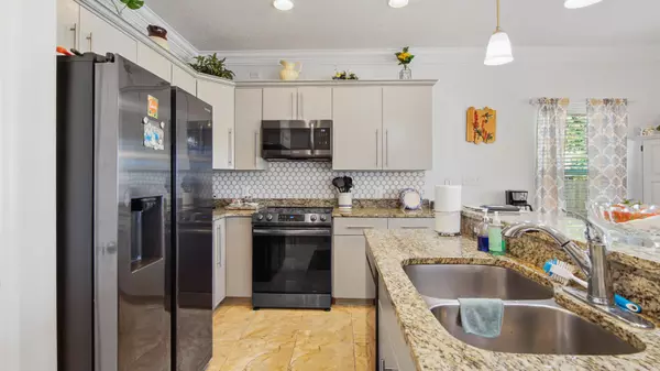 Lynn Haven, FL 32444,112 Kentucky Avenue