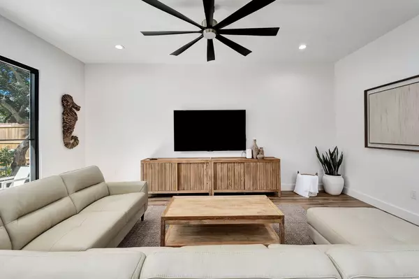 Destin, FL 32541,76 Sunfish Street