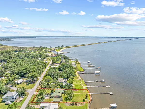 Freeport, FL 32439,2744 Bay Grove Road