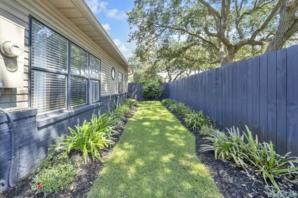 Shalimar, FL 32579,865 Mande Court