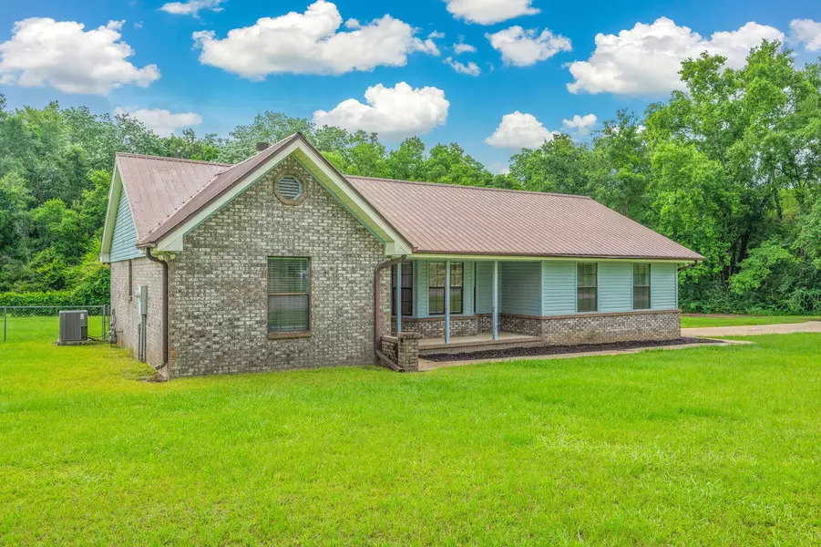 5903 Jack Stokes Road, Baker, FL 32531