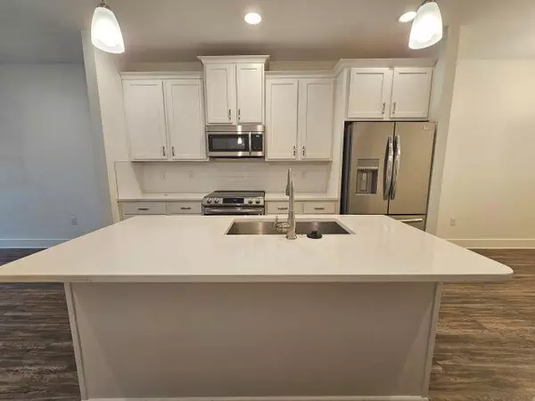 Destin, FL 32541,400 Mattie M Kelly Boulevard  #58