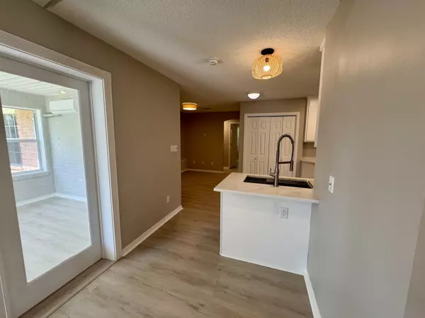 Pensacola, FL 32506,529 Long Lake Drive