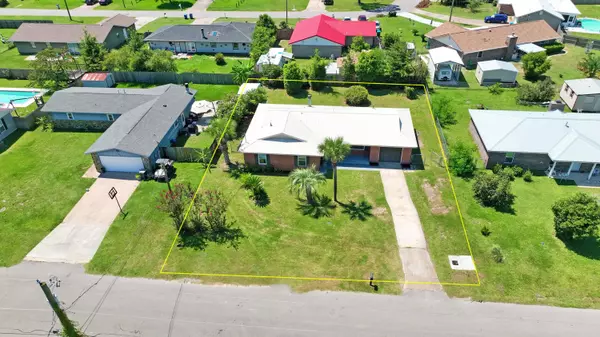 Panama City, FL 32404,1118 S Comet Avenue